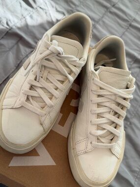 Veja Women's Low-Top Sneakers in Off-White